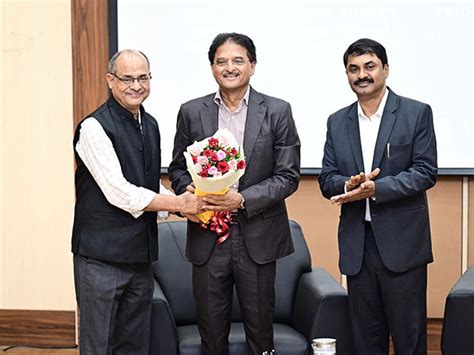 IIM Mumbai Unveils Plans for Rs 800 Crore State-of-the-Art Facilities ...