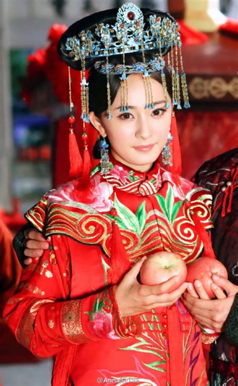 Jade Palace Lock Heart 《宫锁心玉》- Tong Li Ya Qipao, Hanfu, Period Dress ...
