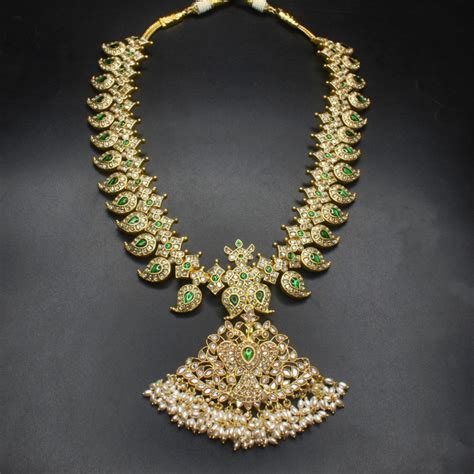 Kundan Jewelry Collection - Traditional Indian Gemstone Jewelry | Asp ...