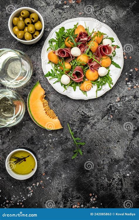 Cantaloupe Melon with Prosciutto or Jamon, Mozzarella and Green Basil ...