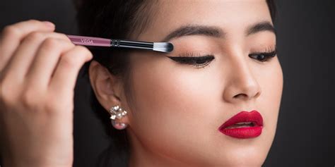 Best Makeup Looks for Bridesmaids with Vega Makeup Brushes