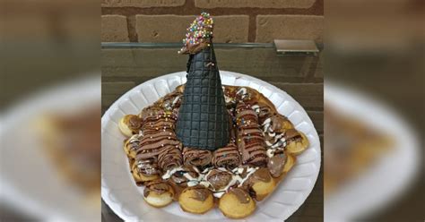 Trust This Reverse Volcano Dessert To Wreck Your Diet | LBB