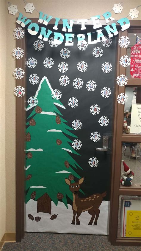 29 Adorable Winter Classroom Door Decorations to Celebrate the Season ...