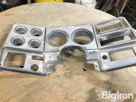 Gm Dash Panel | Collector Cars | BigIron