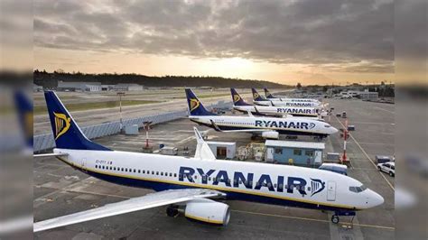 Ryanair Flight To Manchester Diverts To London After Passenger Dies Mid ...