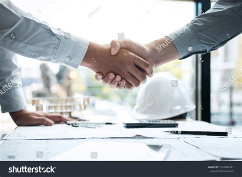 Engineer Shake Icon 的图像结果