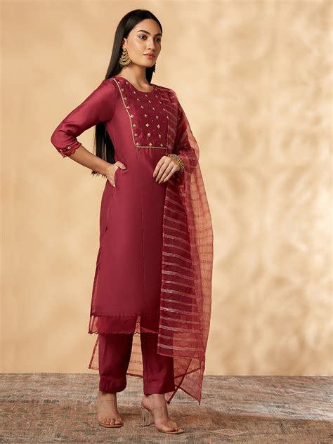 Maroon Embroidered Kurta Set – Imara