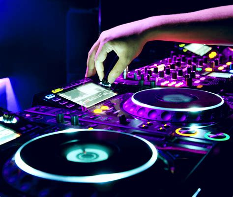 House Music DJ Mixes - Free Downloads - House Nation UK