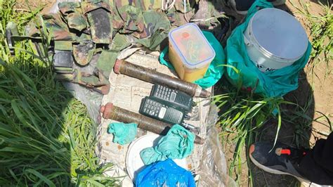 जम्मू-कश्मीर: पुलवामा में 5 किलो IED के साथ आतंकियों का मददगार अरेस्ट ...