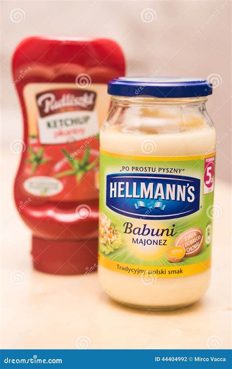 Ketchup and mayonnaise editorial photography. Image of ketchup - 44404992