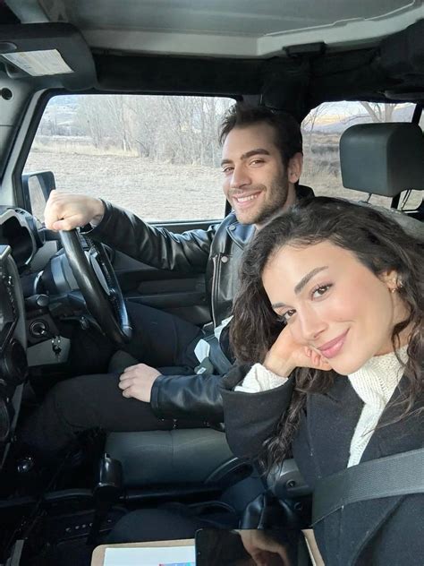 Özge Yağız ile Burak Berkay Akgül'ün aşk tatili! | Ankara Masası