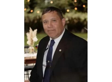 Roberto Fuentes Obituary (2024) - Florissant, MO - Hutchens-Stygar ...