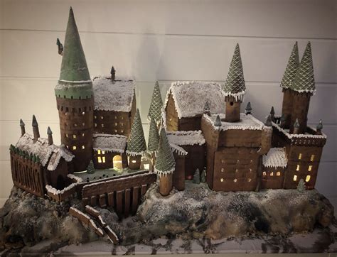 Wood memorial library museum hogwarts gingerbread houses – Artofit