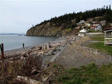 Gravel Beach: Rosario Beach