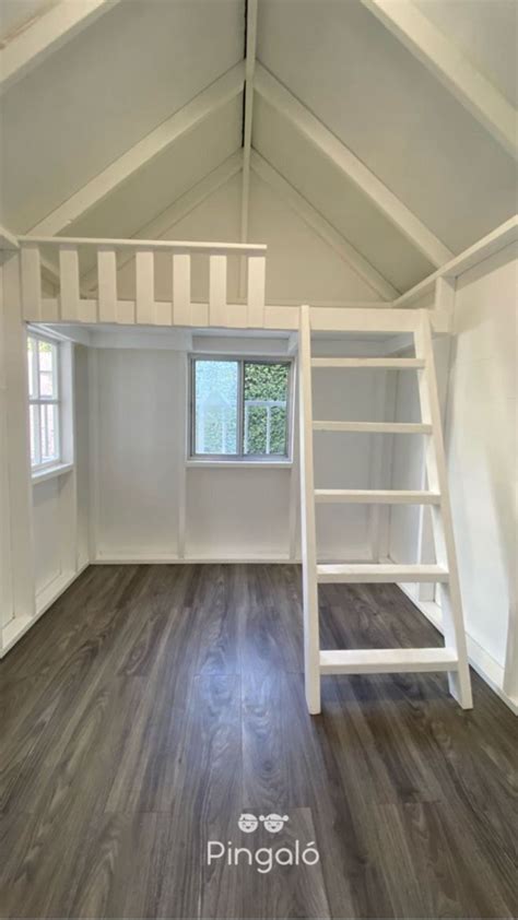 Second Floor Upstairs Loft Decor