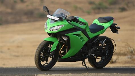 Kawasaki Ninja 300 2013 STD Exterior Bike Photos - Overdrive