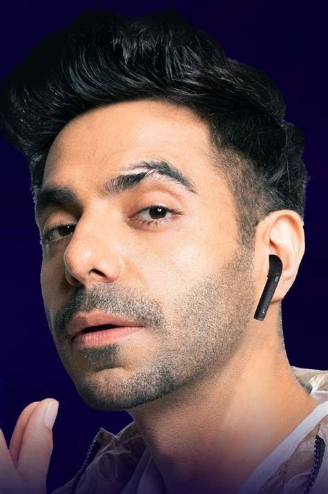 Computer Internet Electronics Gagets