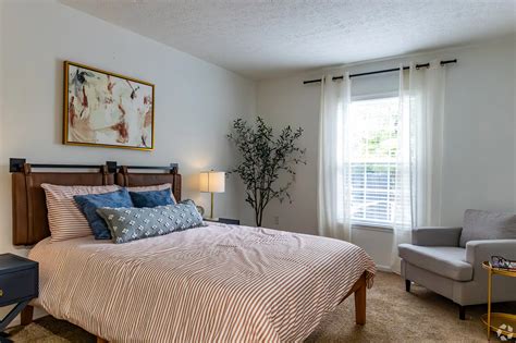 Photos | Hilliard Station Apartments near Columbus, OH