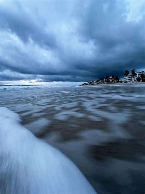 Motion of the ocean : r/WorldwidePhotography