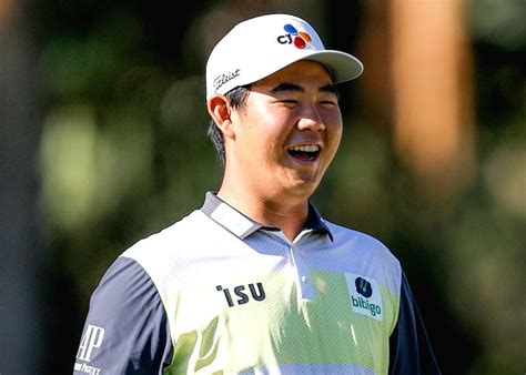 Free Photo : Tom Kim in running for Shriners win on PGA Tour, tied with ...