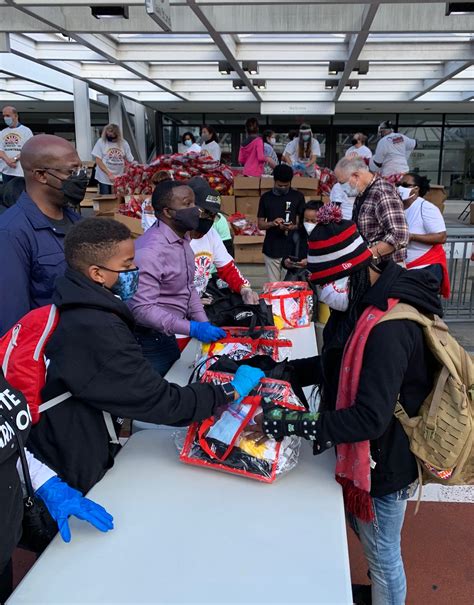 Hosea Feed the Hungry & Homeless 50th anniversary - Thanksgiving 2020 ...