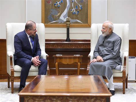 PM Modi meets Qualcomm CEO, discusses India's strides in AI, innovation ...