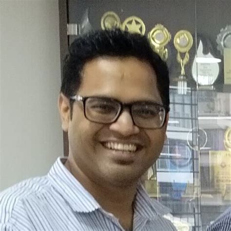 Nikhil - Drawing teacher in Thane - ₹1300/h