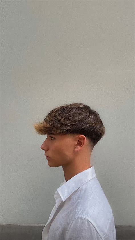 Low Fade Mens Haircut, Men Haircut Curly Hair, Wavy Hair Men, Mens ...