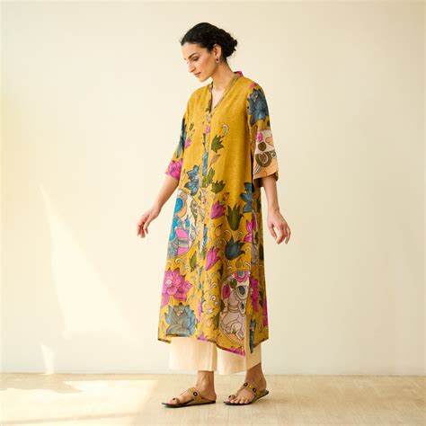 Buy Vrinda Hand Embroidered Kota Doria Cotton Kurta - Mustard | Rustorange