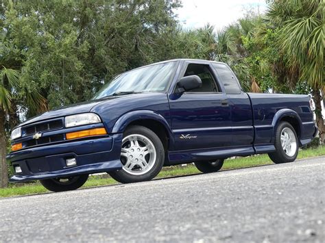 2000 Chevy S10 Value 2000 Chevy S 10 Review & Ratings | Edmunds