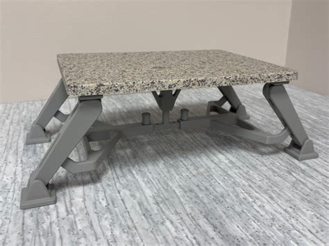 Alienware Monitor Riser 的图像结果