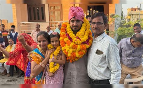 Success Story: 'अगली बार नवनीत शर्मा होगा', खुद से किया वादा निभाया ...