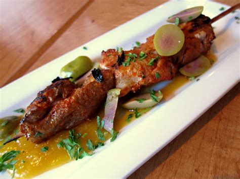 Top 10 Restaurants with the Best Food in Santa Fe Area - El Farol Santa Fe