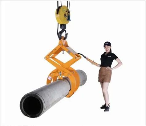 Pipe Lifters - Pipe Handling Attachment Trader - Retailer from Bengaluru