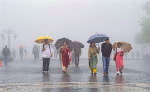 नहीं थम रहा बारिश का दौर... दिल्ली-NCR में आंधी-तूफान का अलर्ट, हिमाचल ...