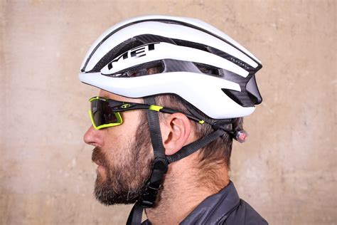 MET Trenta 3K Carbon MIPS Road Helmet, Silver | Bikeinn