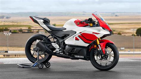 2026 Yamaha R3 70th anniversary livery unveiled