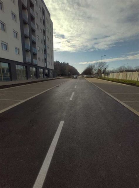 Gotova izgradnja stambenog bloka u Novom Sadu FOTO - B92