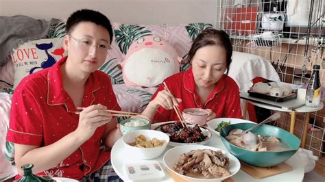 北漂夫妻回归二人世界，下厨做了媳妇爱吃的大餐，小日子简单幸福-vlog视频-搜狐视频