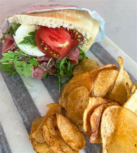 Country Club Plaza — The Mixx