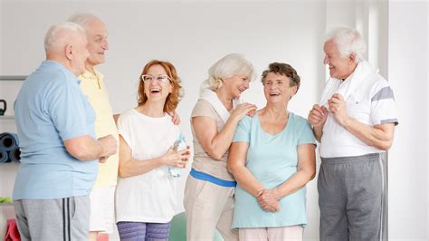 Why Moving to a Senior Living Community Is Better Than Living Alone - The Estates at Carpenters