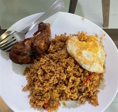 How much for Thai fried rice, a bbq chicken drumstick, and 1 fried egg ...