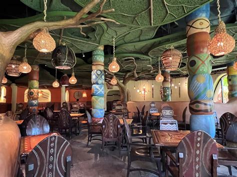 Sanaa Restaurant at Disney’s Animal Kingdom Lodge: Kidani Village ...