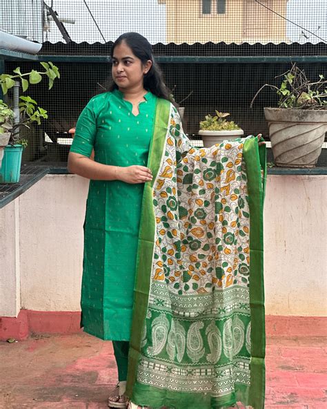 Green Raw Silk Suit Set with Chennuri Silk Dupatta – Saayal