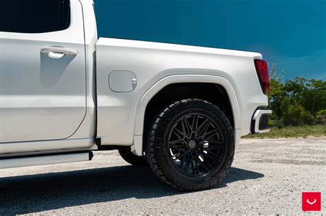 GMC SIERRA DENALI - HYBRID FORGED SERIES: HF6-5 - Vossen Wheels