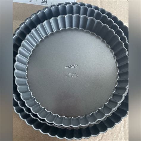 New WOB Wilton Set of 3 Gray Nonstick Removable Bottom Tart/Quiche Pans ...