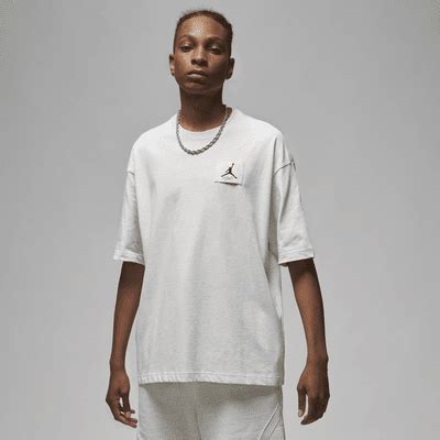 Jordan Flight Essentials Men's Oversized T-Shirt. Nike IN