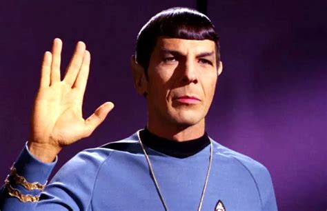 spock-star-trek-hand-sign-gesture ~ The Midult