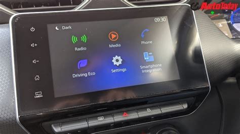 Nissan Magnite compact SUV launched in India; Prices, specs, features ...