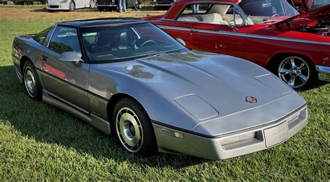 Why Did the Pontiac Fiero Die?
